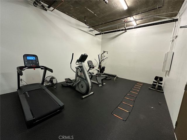 238 S Arroyo Parkway 213, Pasadena, CA 91105
