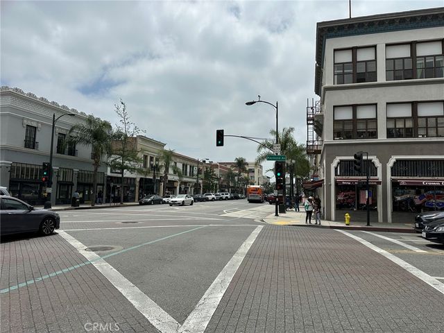 238 S Arroyo Parkway 213, Pasadena, CA 91105