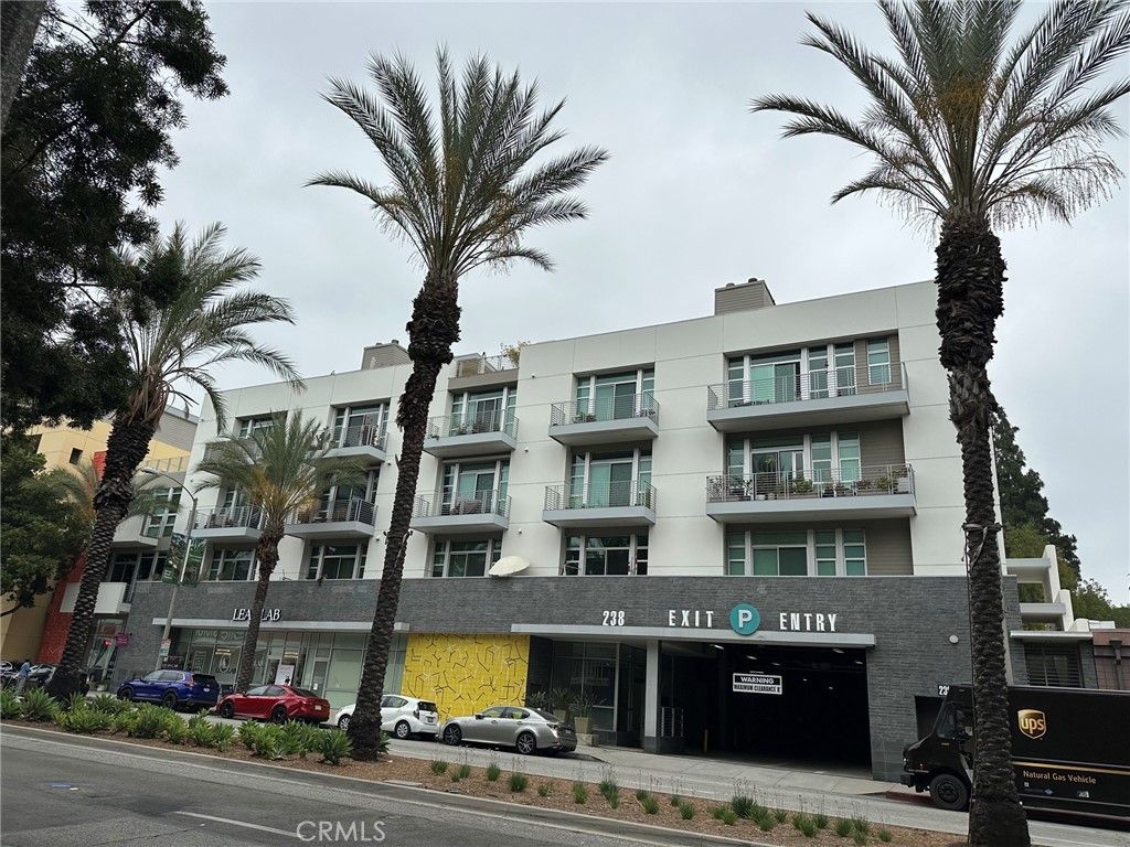 238 S Arroyo Parkway 213, Pasadena, CA 91105