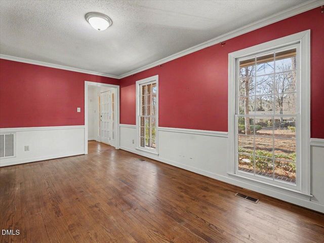 1005 Queensferry Road, Cary, NC 27511