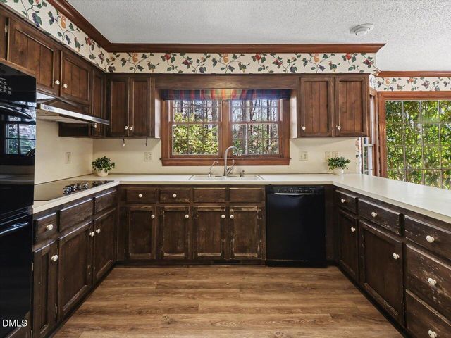 1005 Queensferry Road, Cary, NC 27511