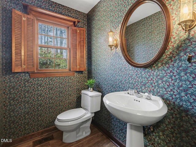 1005 Queensferry Road, Cary, NC 27511