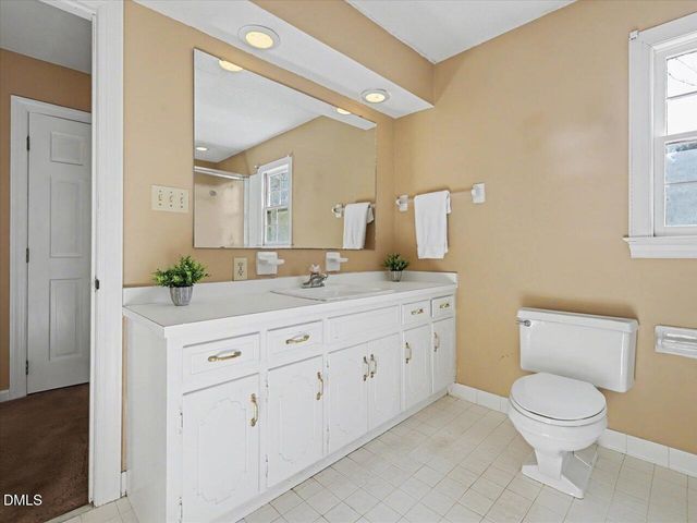 1005 Queensferry Road, Cary, NC 27511