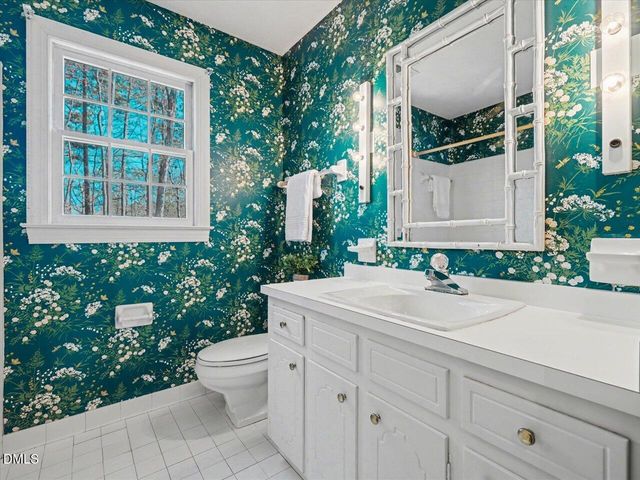 1005 Queensferry Road, Cary, NC 27511