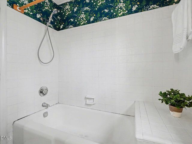 1005 Queensferry Road, Cary, NC 27511