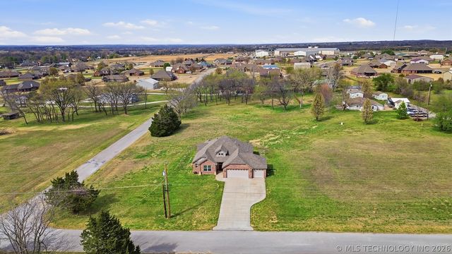 26143 E 104th Street S, Broken Arrow, OK 74014