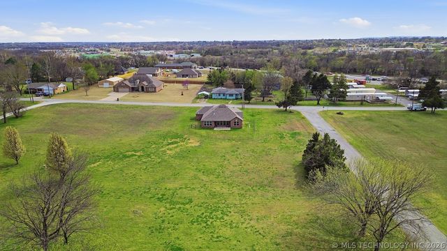 26143 E 104th Street S, Broken Arrow, OK 74014