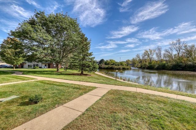 W170N11417 Armada DRIVE #2, Germantown, WI 53022