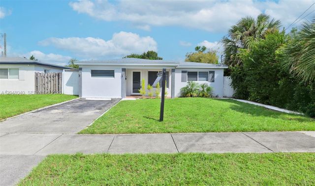 104 SW 7th Street, Hallandale Beach, FL 33009