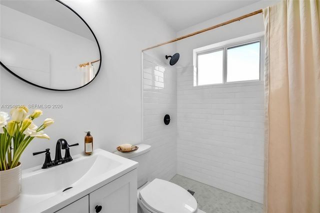 104 SW 7th Street, Hallandale Beach, FL 33009