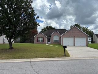 11943 Spring Lake Way, Fayetteville, GA 30215