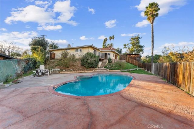 31976 Linda Ladera, Yucaipa, CA 92399