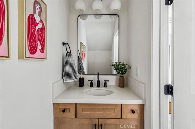 3170 L Street, San Diego, CA 92102