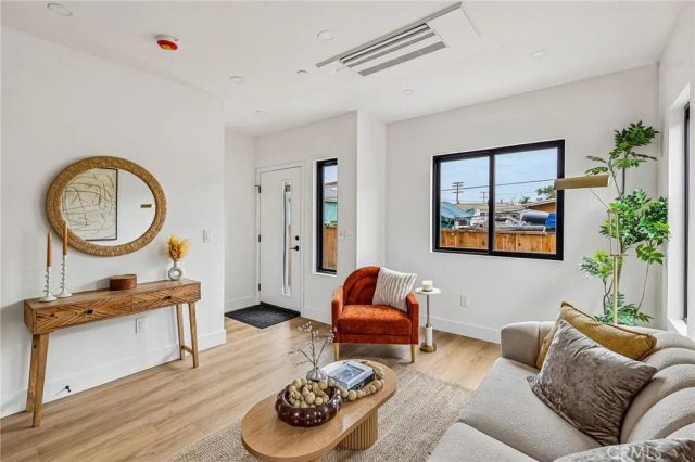 3170 L Street, San Diego, CA 92102