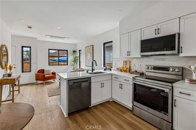 3170 L Street, San Diego, CA 92102