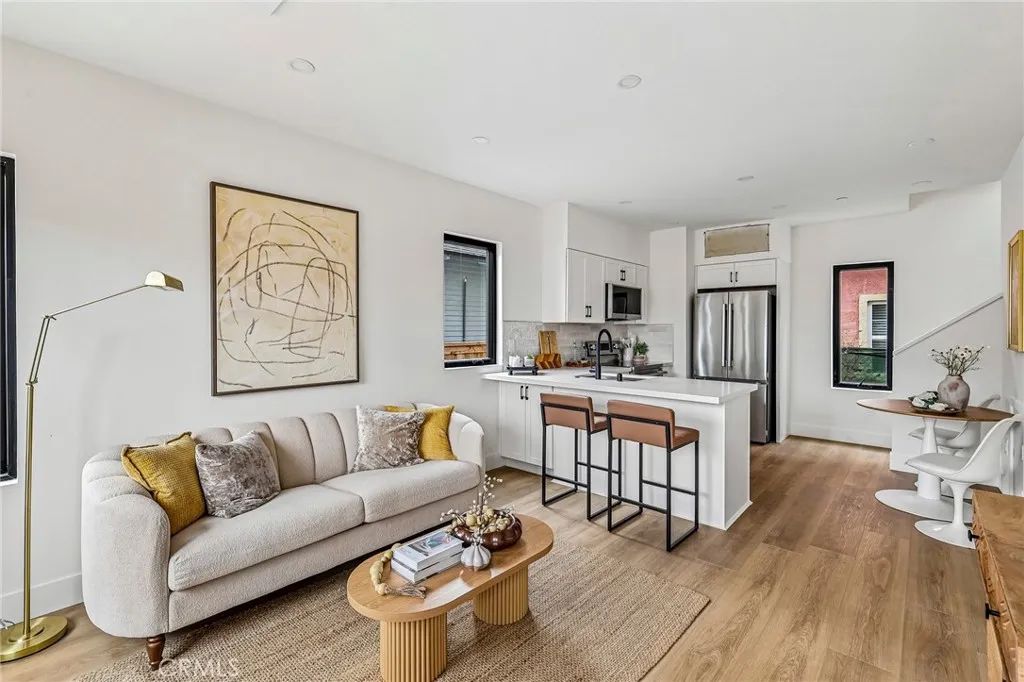 3170 L Street, San Diego, CA 92102
