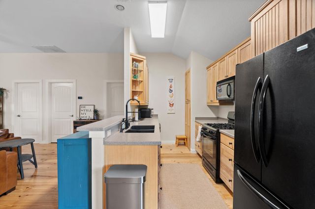 3434 Prairie Lea RD, Kingsbury, TX 78638