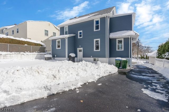 51 Dartmouth St, Edison Twp., NJ 08837