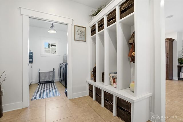 162 Pointe Oakwood Way, Oakwood, OH 45409