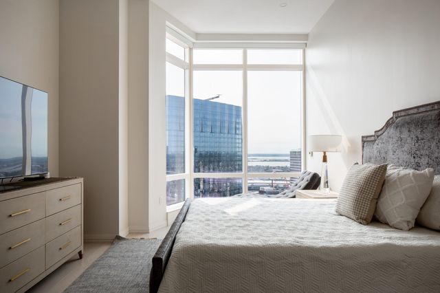1 Franklin Street PH2D, Boston, MA 02110