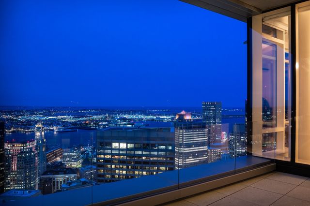 1 Franklin Street PH2D, Boston, MA 02110