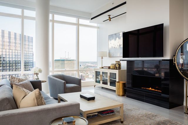 1 Franklin Street PH2D, Boston, MA 02110
