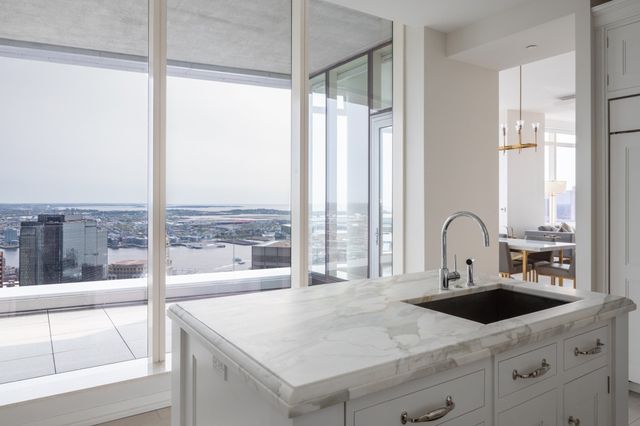 1 Franklin Street PH2D, Boston, MA 02110