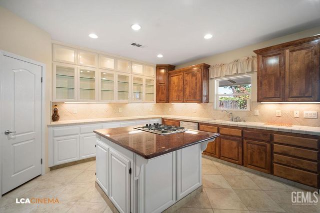 3612 Cedar Canyon Street, Bakersfield, CA 93306