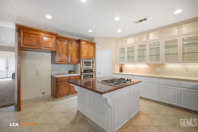 3612 Cedar Canyon Street, Bakersfield, CA 93306