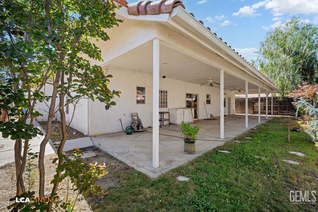 3612 Cedar Canyon Street, Bakersfield, CA 93306