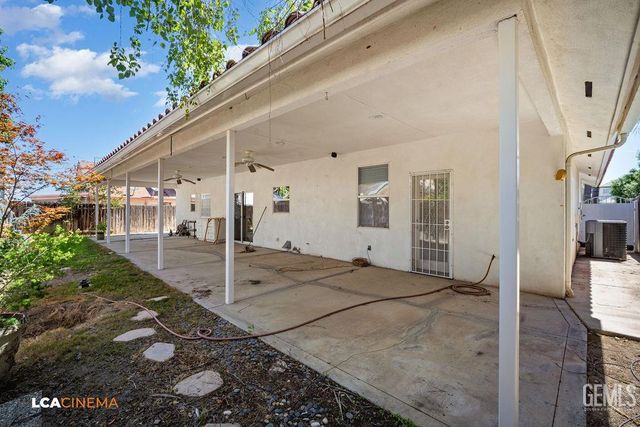 3612 Cedar Canyon Street, Bakersfield, CA 93306
