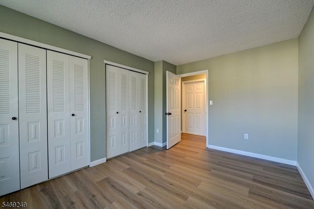 39 Lindsey Ct, Franklin Twp., NJ 08823