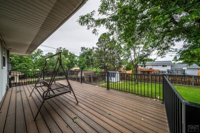 61 Louis Nelson Rd, Pueblo, CO 81001