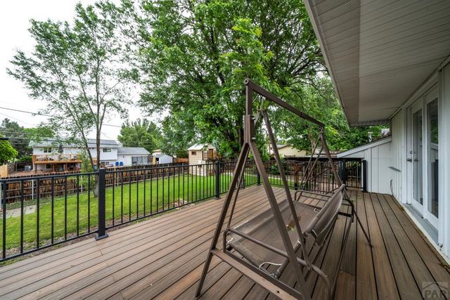 61 Louis Nelson Rd, Pueblo, CO 81001