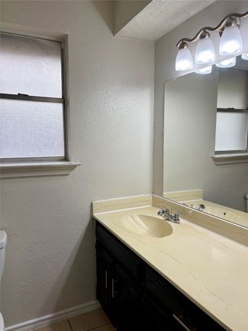 3008 Townbluff Drive, Plano, TX 75075