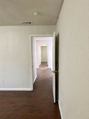 3008 Townbluff Drive, Plano, TX 75075