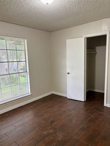 3008 Townbluff Drive, Plano, TX 75075