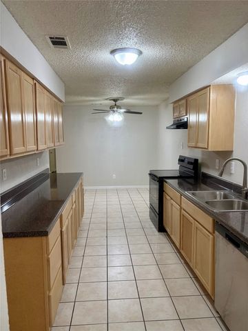 3008 Townbluff Drive, Plano, TX 75075