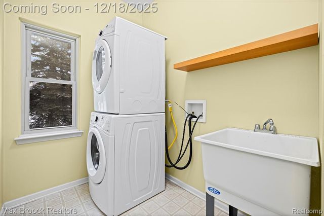 29267 Sunridge, Farmington Hills, MI 48334