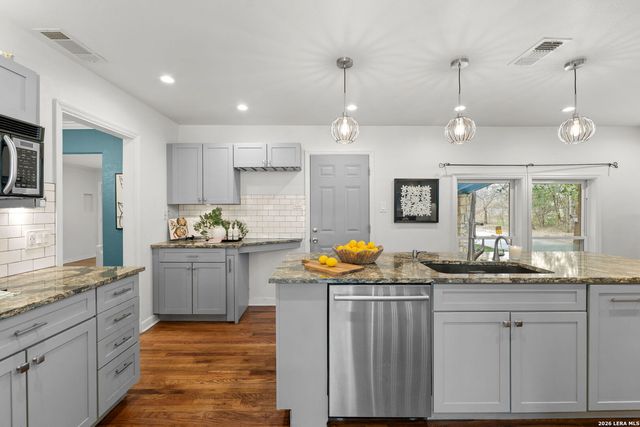 454 Paseo Encinal, Olmos Park, TX 78212