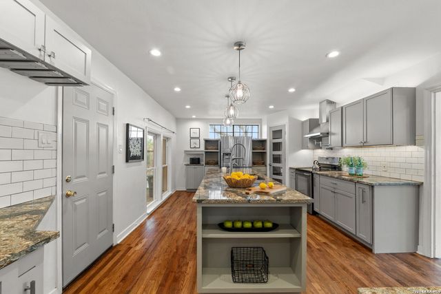 454 Paseo Encinal, Olmos Park, TX 78212