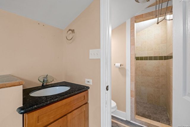 454 Paseo Encinal, Olmos Park, TX 78212