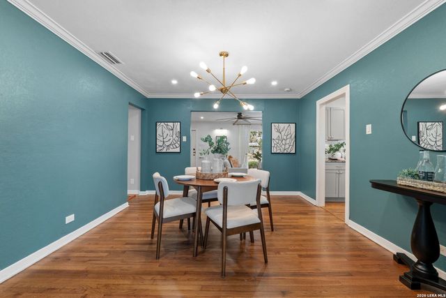 454 Paseo Encinal, Olmos Park, TX 78212