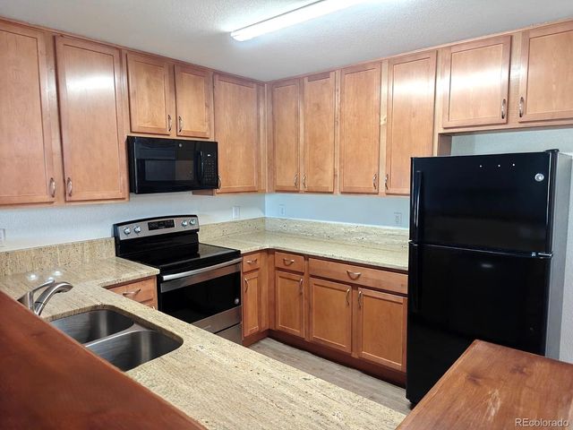 4655 Hahns Peak Drive 202, Loveland, CO 80538