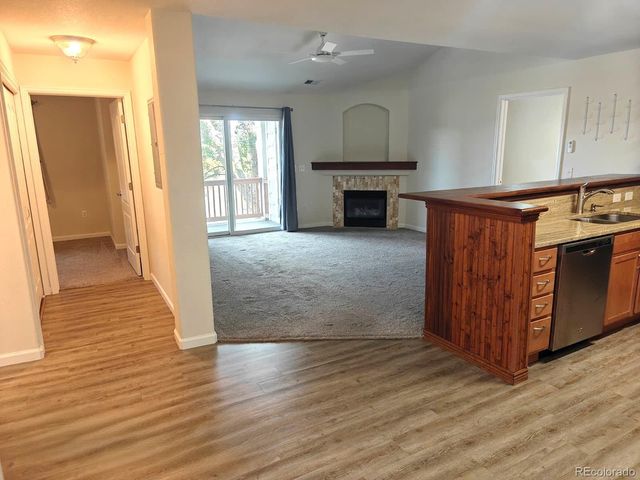 4655 Hahns Peak Drive 202, Loveland, CO 80538