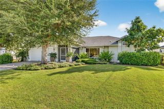219 SE 1st PL, Cape Coral, FL 33990