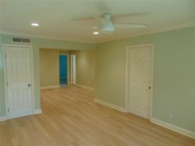 4816 Amesbury Drive 227, Dallas, TX 75206