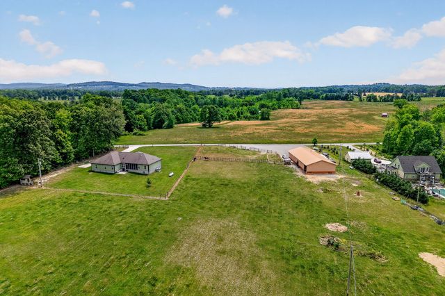 1900 Ben Mason Rd, Cookeville, TN 38506