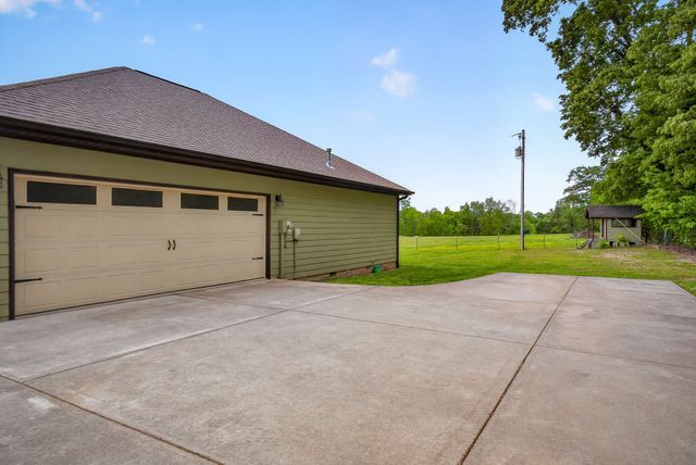 1900 Ben Mason Rd, Cookeville, TN 38506