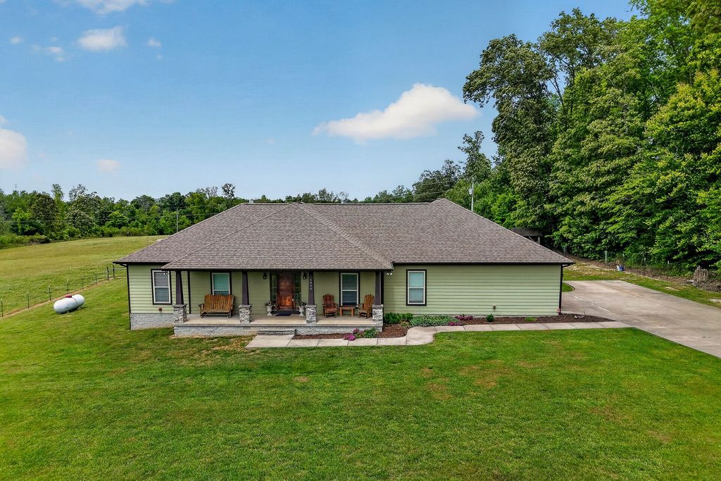 1900 Ben Mason Rd, Cookeville, TN 38506
